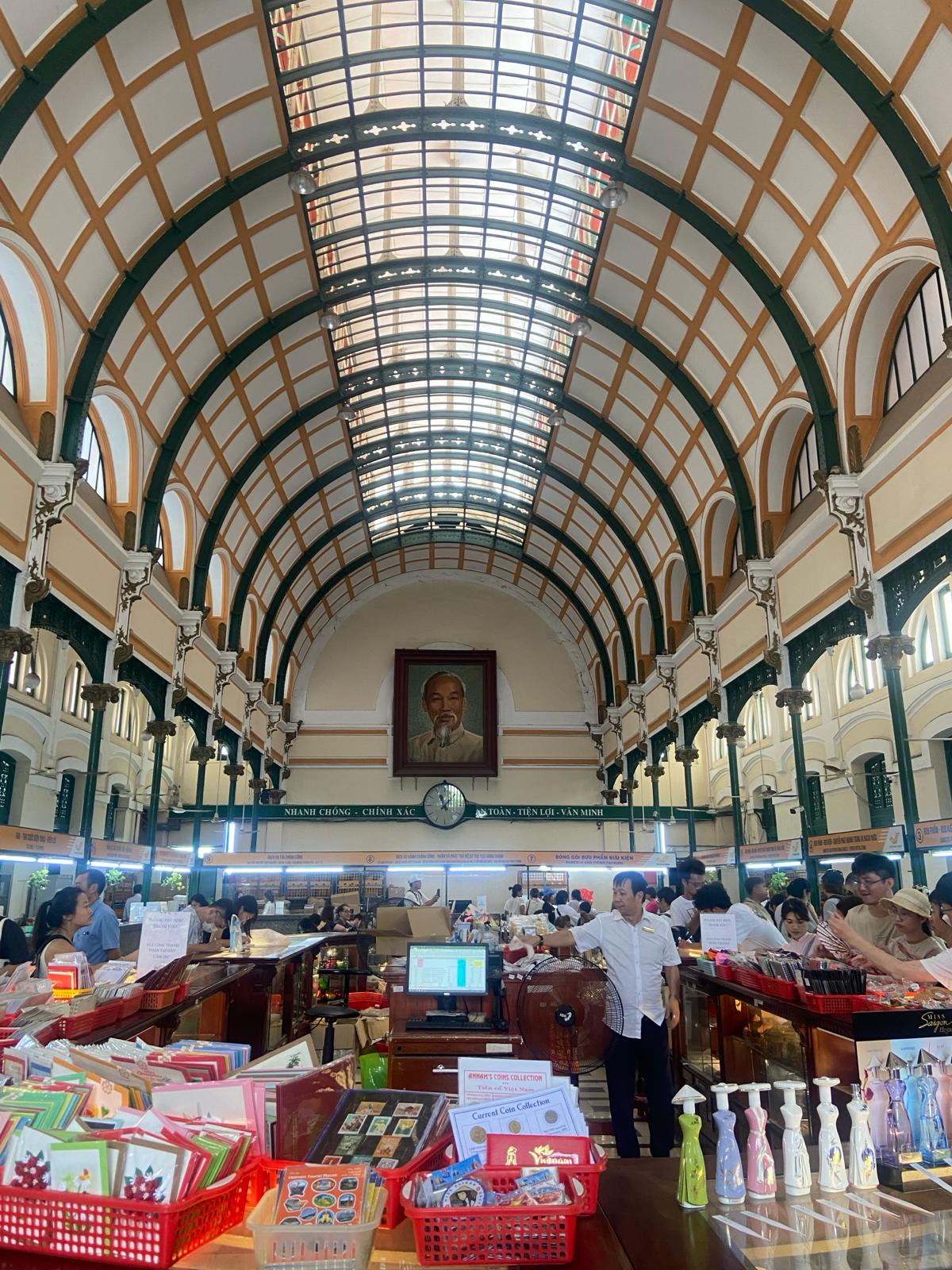 ho chi minh market